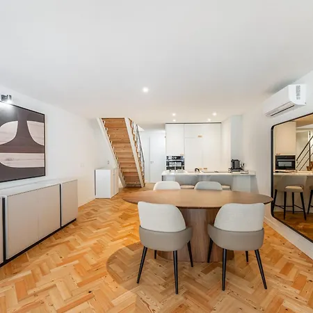 Апартаменты Luxury Duplex With Terrace By Perpetual Relax Брага